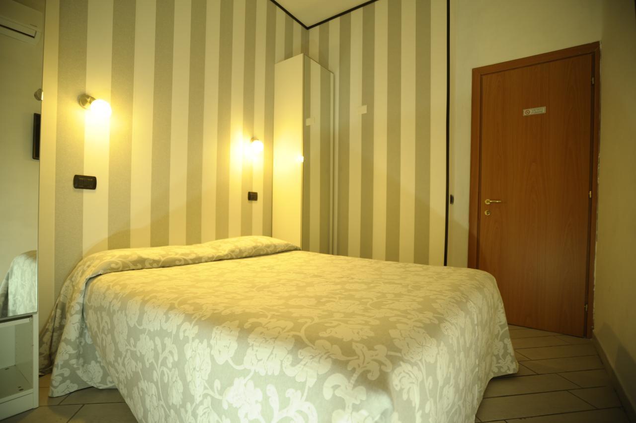 Hotel Le Stanze Di Francesco Rom Exterior foto